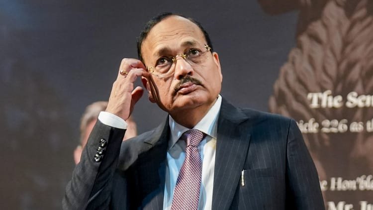 Leh: Chief Justice of India on Ladakh tour, will inaugurate new court complex today; There will be dialogue with soldiers also – Chief Justice Of India On Ladakh Visit; Will Inaugurate New Court Complex Today