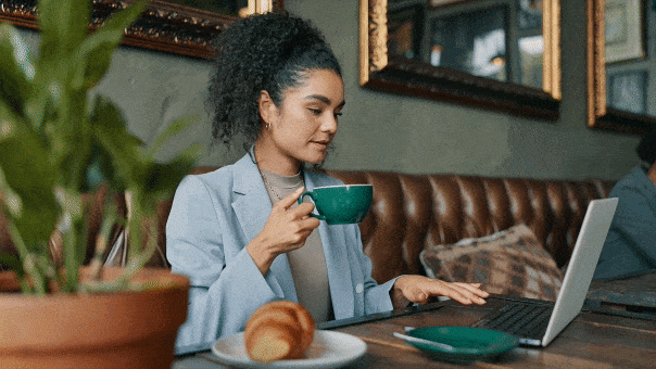 Etiquette expert reveals 5 coffee shop rules customers always break