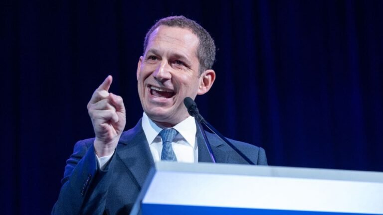 Trump praises San Francisco Mayor Daniel Lurie for ‘really trying’