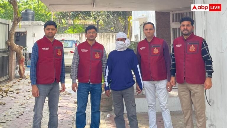 Delhi News: Mahesh, absconding accused of Palam Hotel robbery, caught from Crime Branch house, confessed to the crime during interrogation.