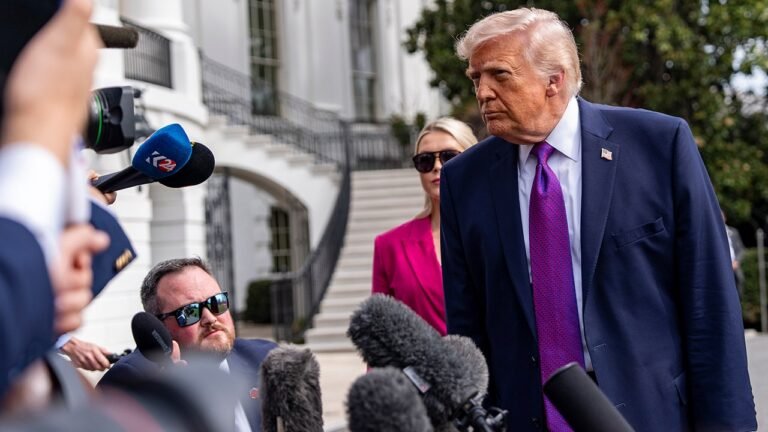 Advocacy groups sue Trump admin over plan to end Somali immigration status