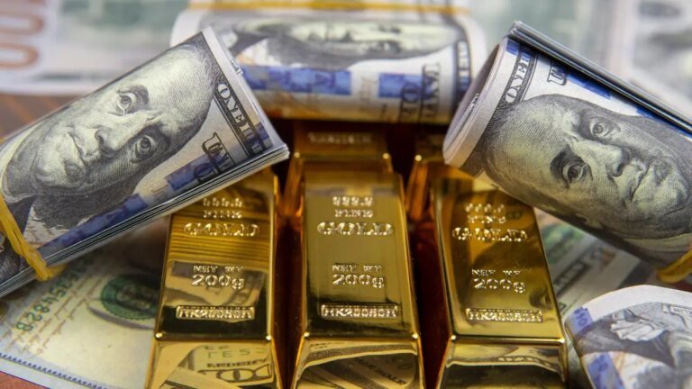 Gold loses sheen as dollar gains strength