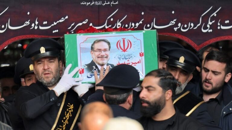 Funeral procession for influential Iranian defence chief | Conflict