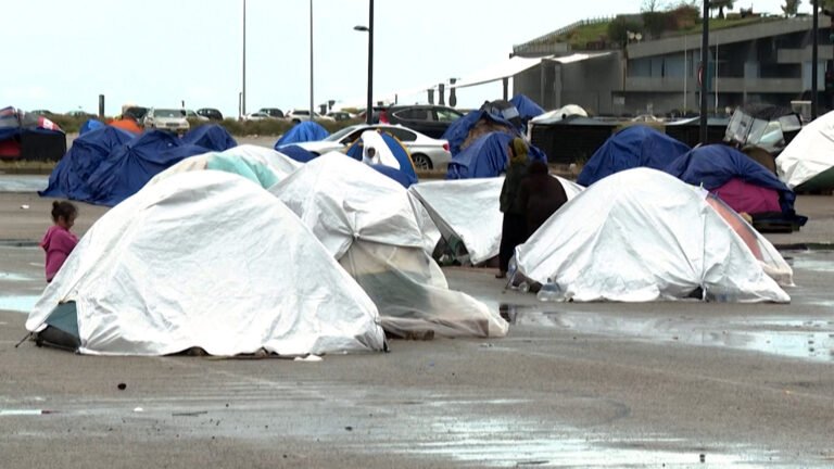 Displaced families shelter in tents in Beirut amid Israeli strikes | Benjamin Netanyahu News