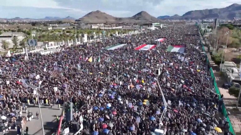 Protests in Yemen against US-Israeli attacks as Houthis warn of action | Houthis