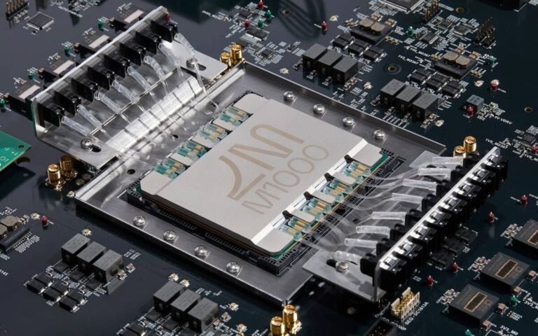 Lightmatter says latest photonics will halve DC fiber bill • The Register