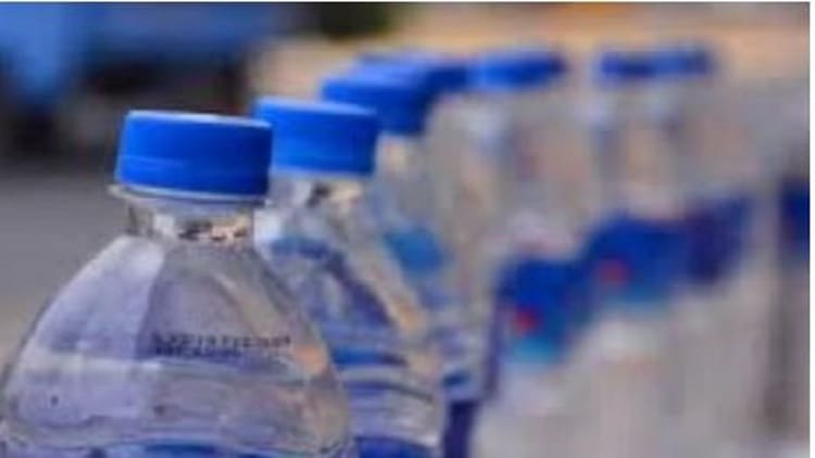 Effect of Iran War: Drinking bottled water is expensive, price increased by 11 percent; Pressure on companies due to increase in plastic costs – Impact Of The Iran War Bottled Water Becomes More Expensive Prices Rise By Up To 11%