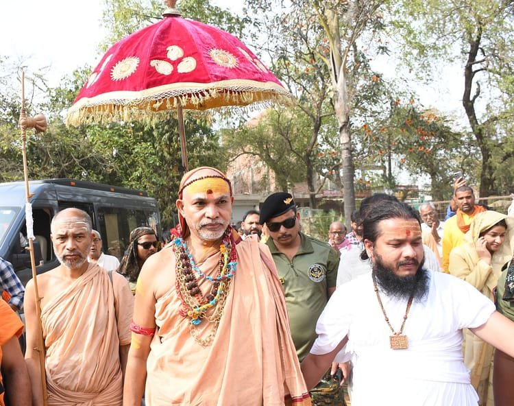 Up: Shankaracharya Avimukteshwaranand’s troubles are not over yet, High Court’s decision challenged in Sc – Plea In Sc Against Anticipatory Bail To Swami Avimukteshwaranand In Pocso