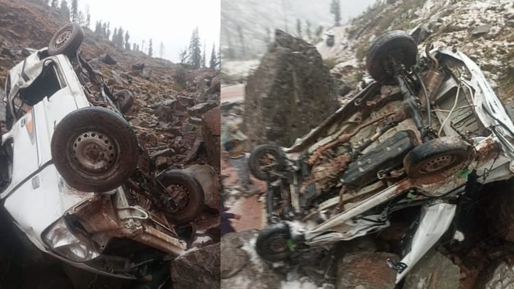 Car fell into a ditch: Three people died tragically in Reasi, Jammu and Kashmir; Five injured, the reason for the accident is coming to light – Eeco Falls Into Gorge In Reasi Jammu Kashmir Three Dead