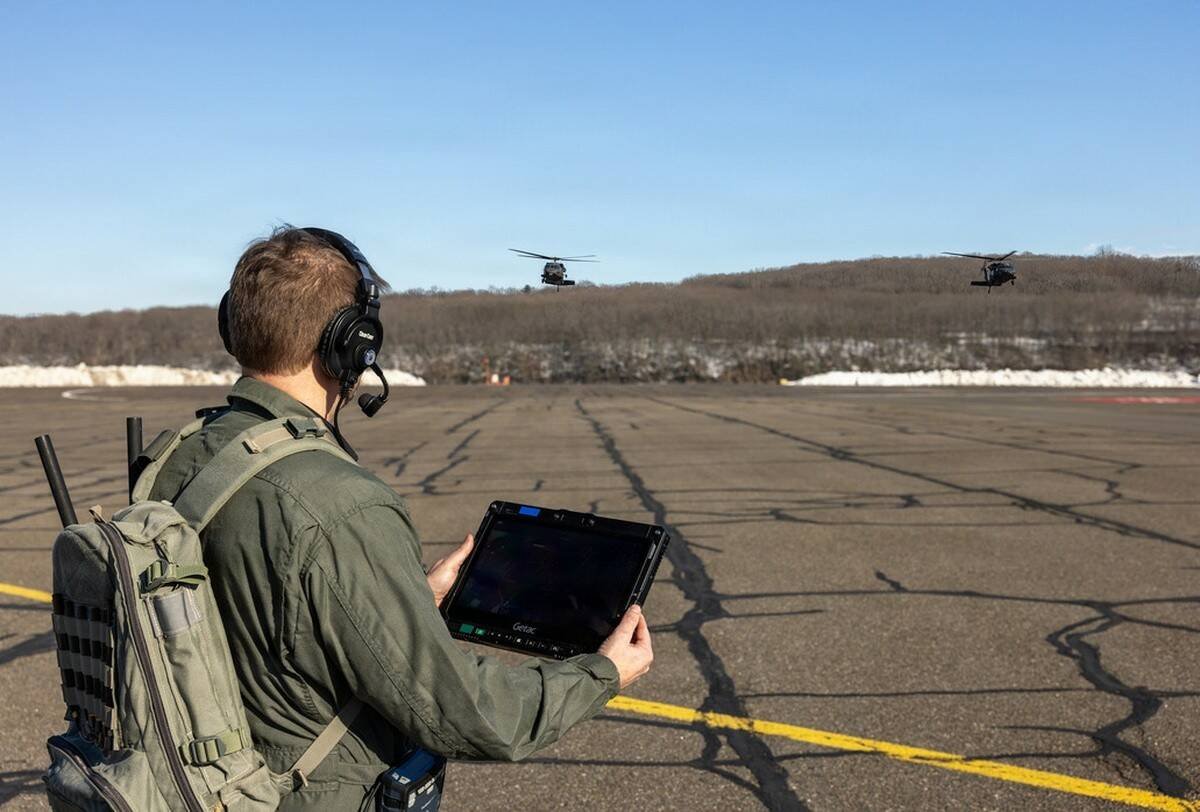 remote-control-black-hawk.jpg