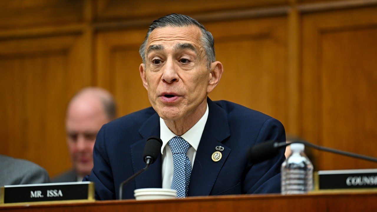 rep.-darrel-issa-to-retire.jpg