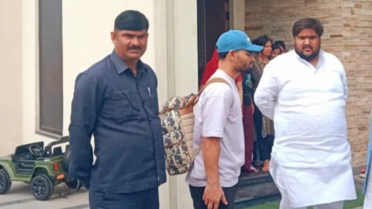 Rinku Singh Father Death: ‘I will score runs for Papa’, cricketer Rinku returns to duty after offering funeral pyre to his father – Rinku Singh Father Death Cricketer Rinku Singh Returns To Duty After Performing Last Rites Of His Father