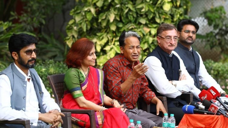 After release, Sonam Wangchuk said: The aim of Leh movement was always dialogue, new beginning between Center and Ladakh – It’s Win-win, Center Has Extended Hand For Meaningful Dialogue Wangchuk On His Release