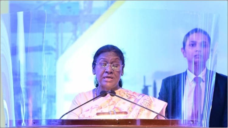 West Bengal: CM did not arrive to welcome the President, Murmu said Mamata is like my younger sister – West Bengal CM did not arrive to welcome the President, Murmu said Mamata is like my younger sister