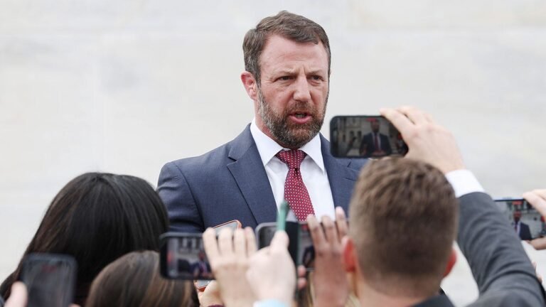 Top GOP caucus backs Markwayne Mullin for DHS secretary in letter to Trump