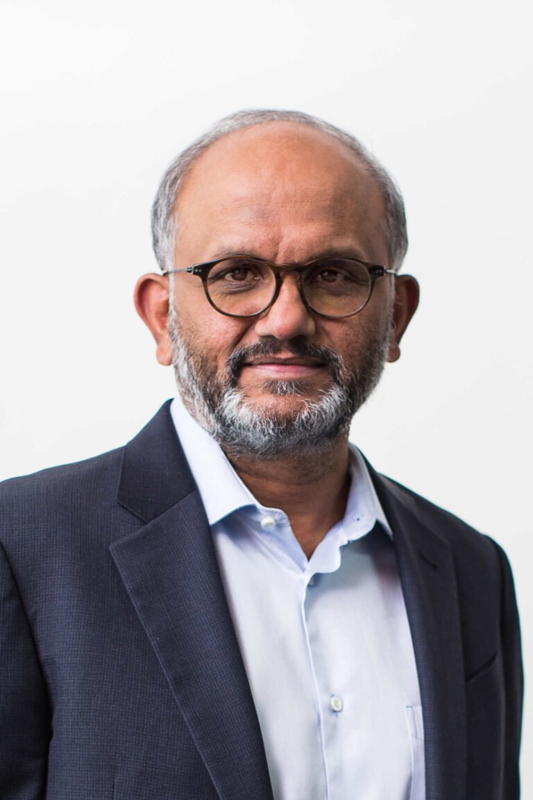 Adobe CEO Shantanu Narayen to step down after 18 years • The Register
