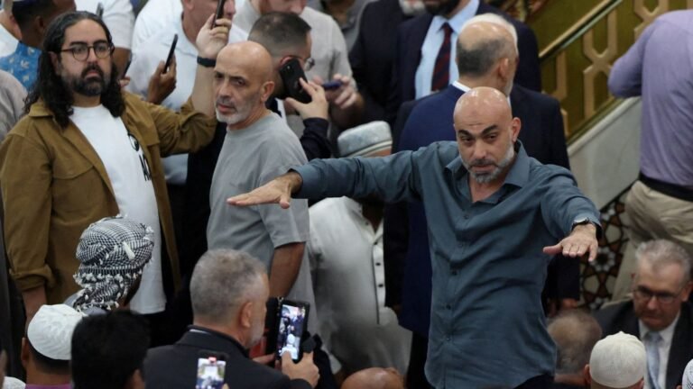 Australian Prime Minister Anthony ‌Albanese booed at Sydney mosque during Eid prayers | World News