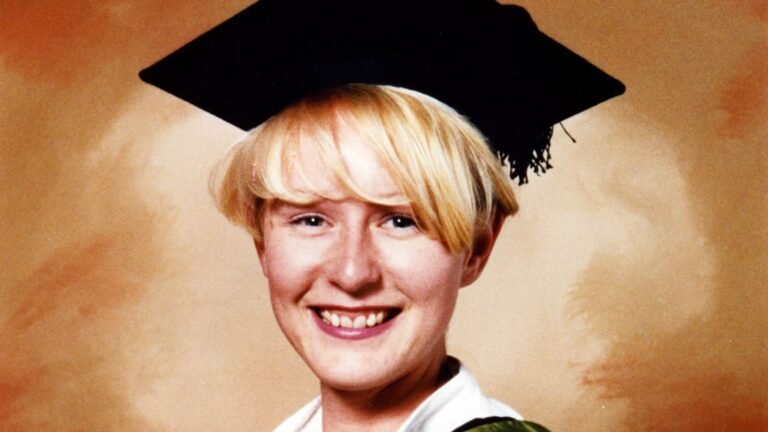 Police appeal for information on murder 30 years ago | UK News