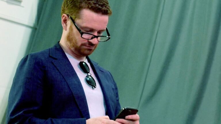 Morgan McSweeney phone theft conspiracy theories – it’s the job of journalists to seek the truth | Politics News