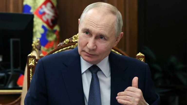 Putin ‘asks oligarchs to donate to budget’ as cost of Ukraine war soars | World News