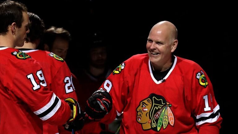 Troy Murray, former Chicago Blackhawks player and broadcaster, dies