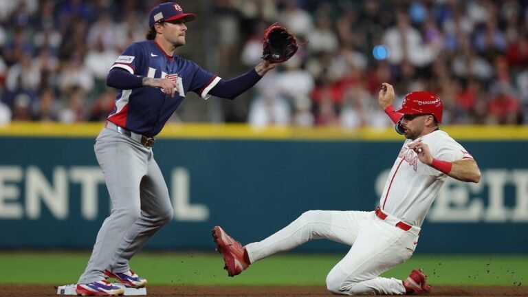 Team USA beats Canada 5-3 in World Baseball Classic quarterfinals