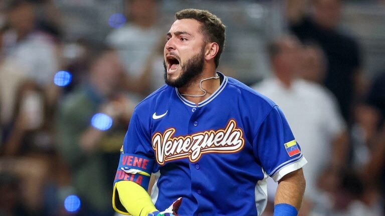 Venezuela defeats Team USA to win World Baseball Classic in thrilling fashion