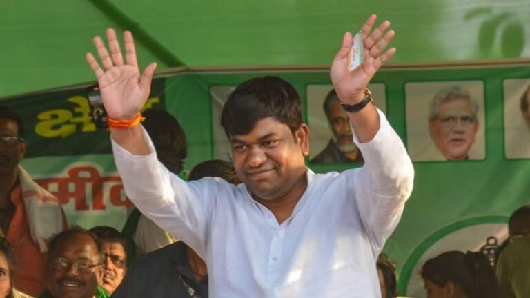 Tejashwi Yadav’s friend Mukesh is coming to UP to increase the troubles of Sanjay Nishad! What is the strategy before UP elections?