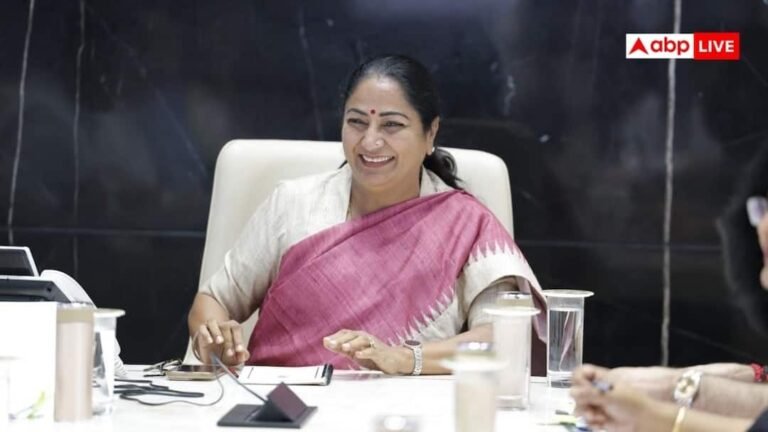 Delhi government released draft of new EV policy, road tax and registration fees waived on electric vehicles. Delhi New EV Policy Draft 2026 to 2030 Subsidies Tax Benefits E-bike E