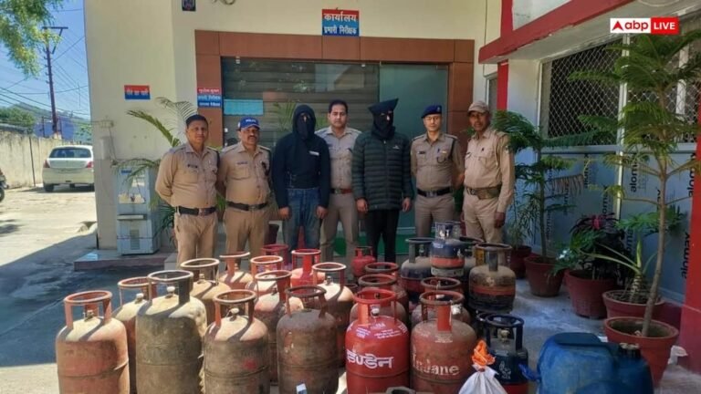 Ramnagar News: Black marketing of LPG cylinders busted in Ramnagar, 2 arrested for illegal refilling