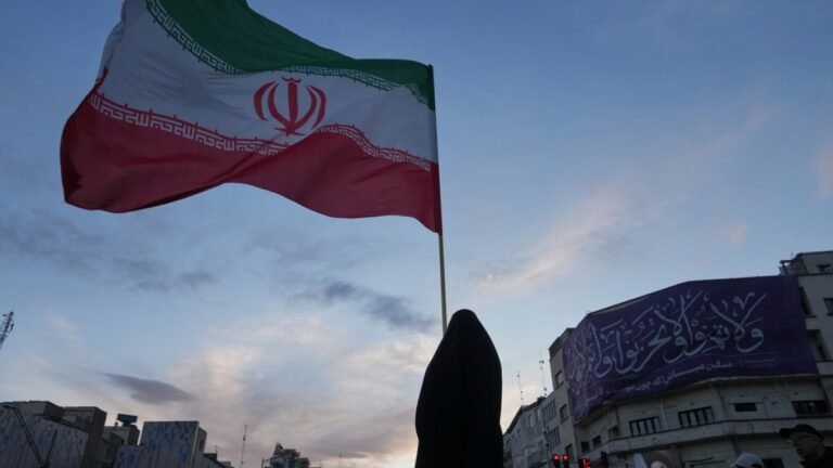 Democrats blast Trump for Iran ‘war crimes’ threat; Republicans supportive | US-Israel war on Iran News