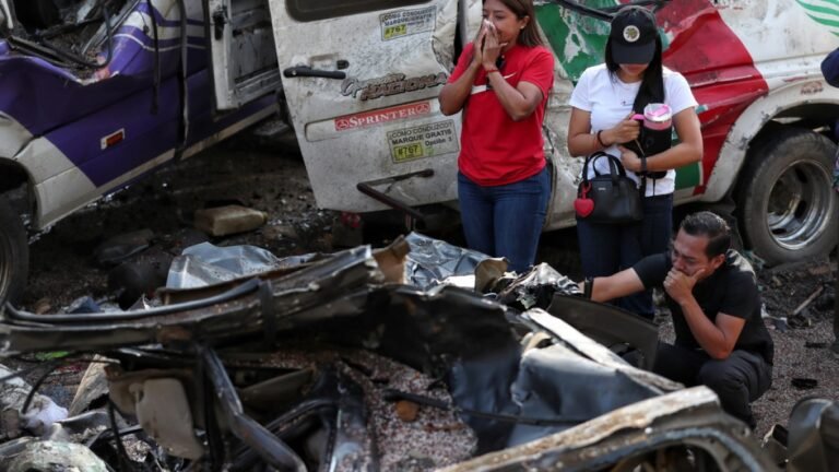 At least 20 killed in Colombia highway blast | Drugs News