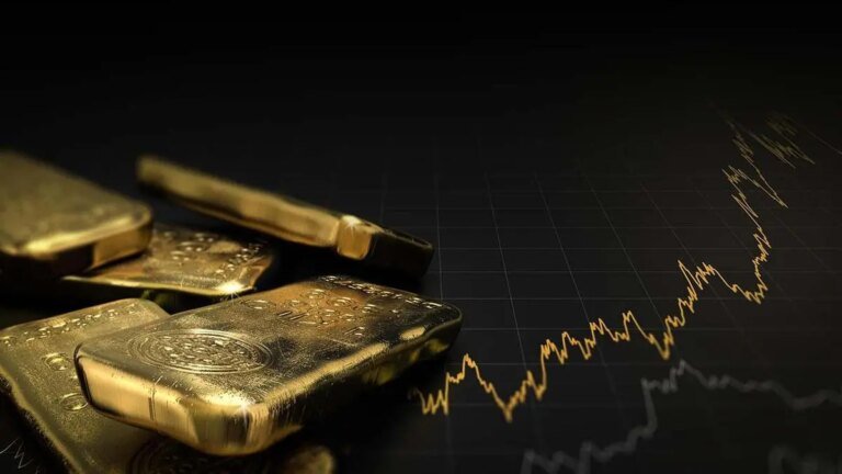 Gold falls 1.3%, snaps 4-day rally after Trump’s Iran warning