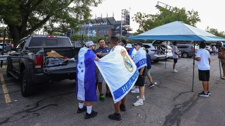 World Cup tailgating ban stirs debate among American soccer fans