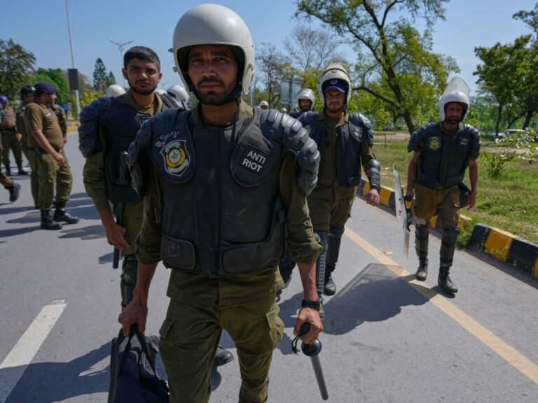 New tensions emerge before US-Iran war ceasefire talks in Pakistan | Donald Trump News