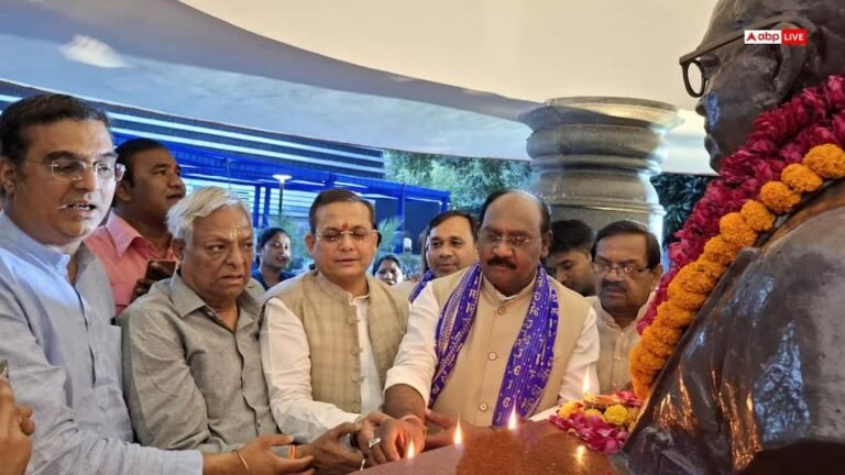 Message of cleanliness on the eve of 136th birth anniversary of Ambedkar, Deepotsav celebrated with cleanliness in Delhi