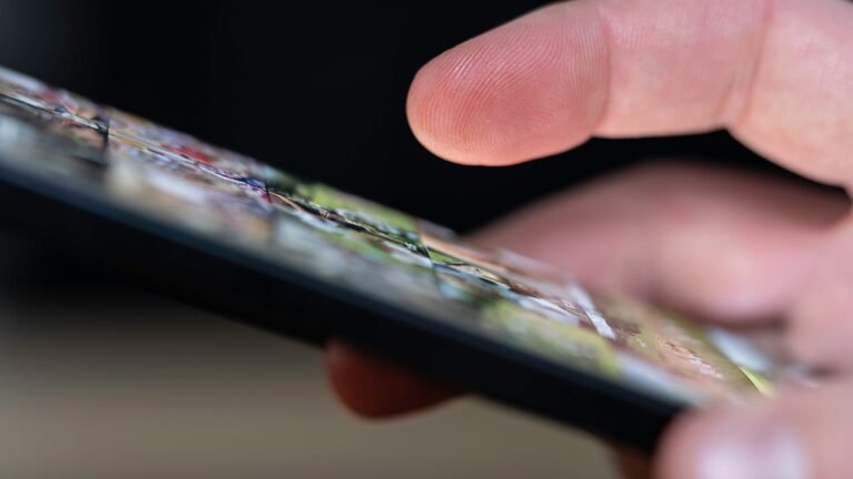 Retired inspector general warns that AI is fueling federal benefit fraud