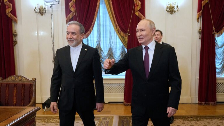 Iran FM in Russia says US has offered new round of talks | US-Israel war on Iran