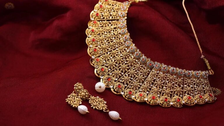K-shaped trend emerges in jewelery as premium demand stays resilient