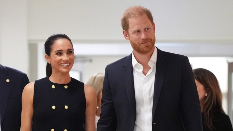 Prince Harry, Meghan Markle fly business class to Australia, skip airport photo op