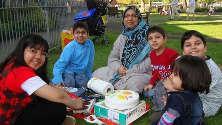 Police appeal for letter writer 13 years after mother and five children died in house fire | UK News