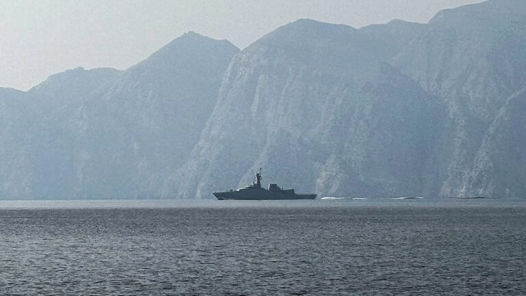 Windward AI says Iran bypasses US blockade via offshore oil networks