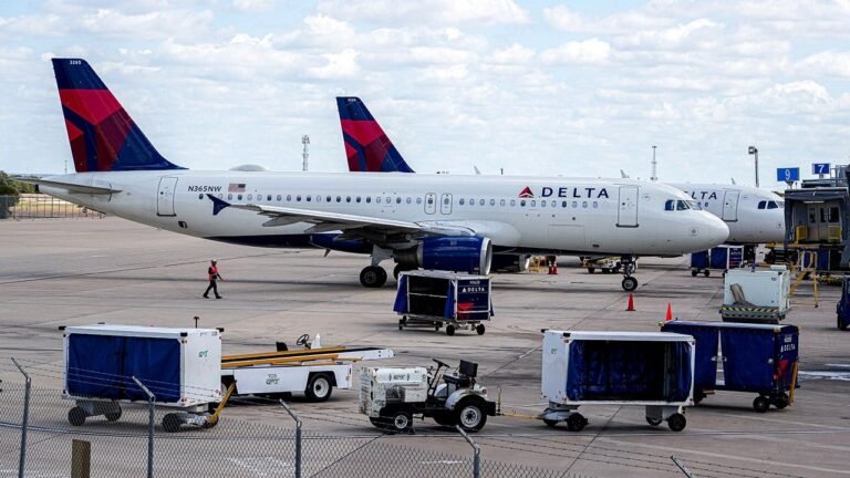 Delta Airlines employee dies after tug hits jet bridge at Orlando airport