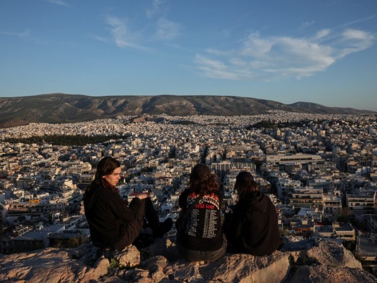 Despite growth and pay rises, Greek workers are among the poorest in Europe | Business and Economy News