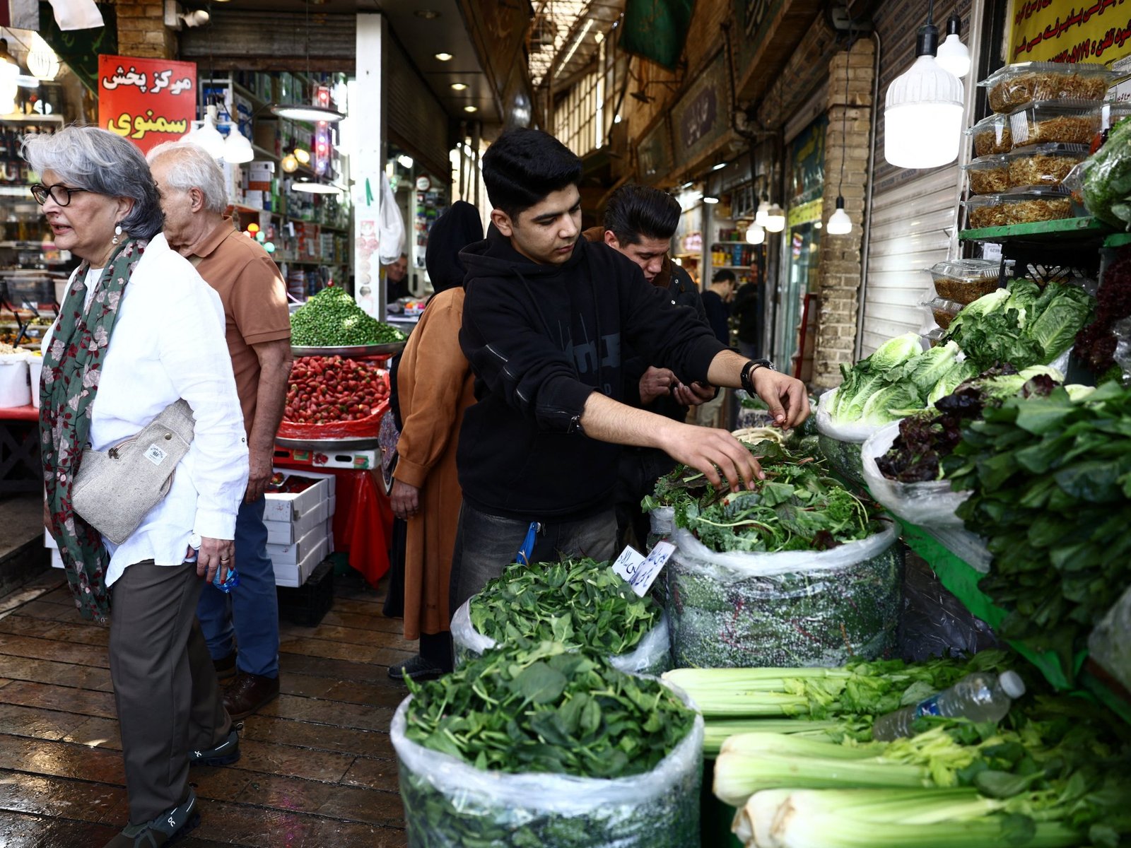 2026-03-24T104633Z_1108166207_RC2WAKAUCR1X_RTRMADP_3_IRAN-CRISIS-1778426190.jpg
