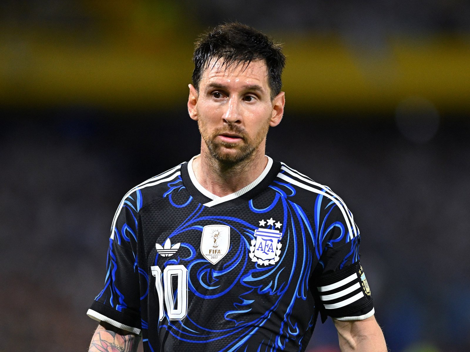 2026-04-01T012726Z_97845605_UP1EM41041O0E_RTRMADP_3_SOCCER-FRIENDLY-ARG-ZAM-1778578222.jpg