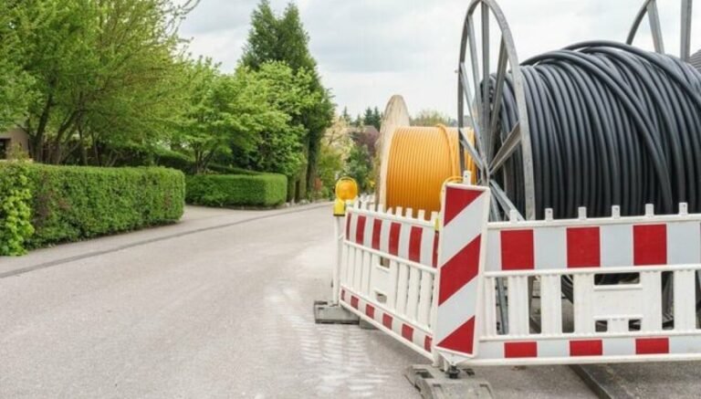 AT&T wants to ditch Cali copper phone lines to save billions