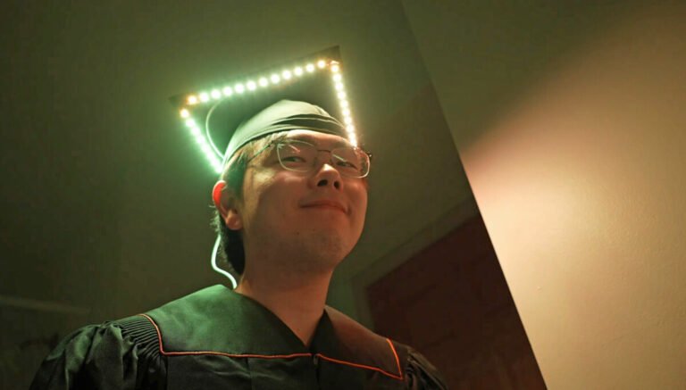 Grad-to-be turns graduation cap into Rust-powered light show