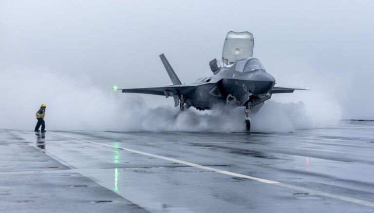 F-35 software delays leave UK buying time with US glide bombs