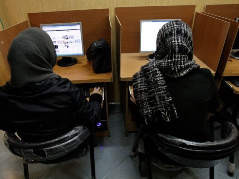 Iran expands tiered internet access amid continued online blackout | Censorship News